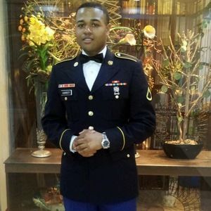 Meet your Posher, Travis